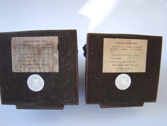 A pair of "Lincoln in the chair" antique bookends by Jennings Brothers circa 1925 — image 4